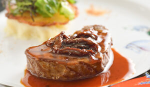 お肉料理イメージ